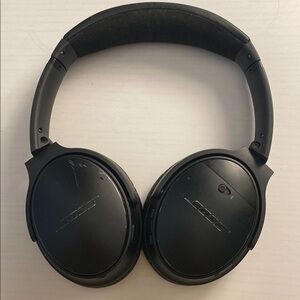 Bose Black Over-Ear Headphones